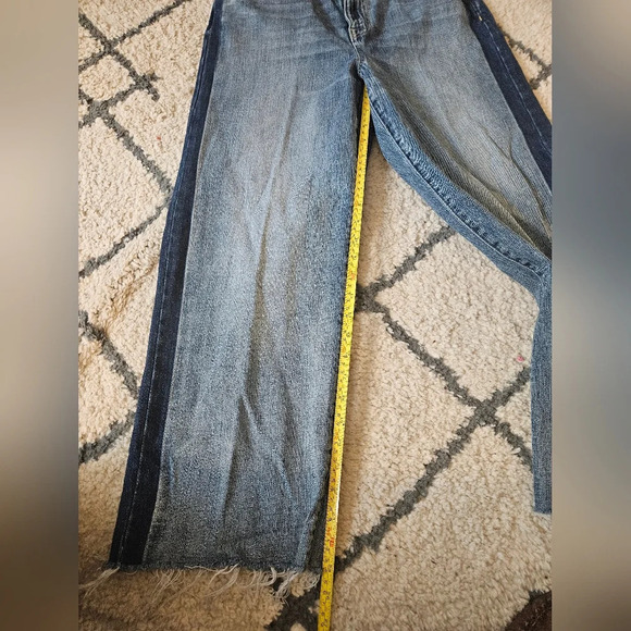 Lauren by Ralph Lauren wide leg denim ankle length with strip detail size 6 - Picture 4 of 7